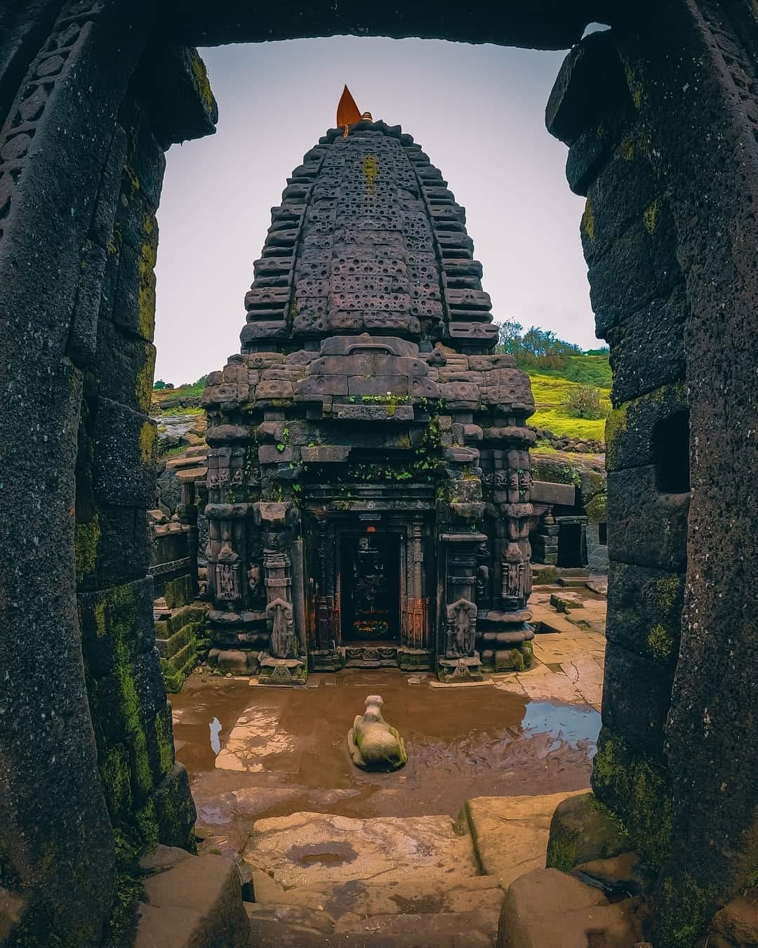 Harishchandreshwar Temple