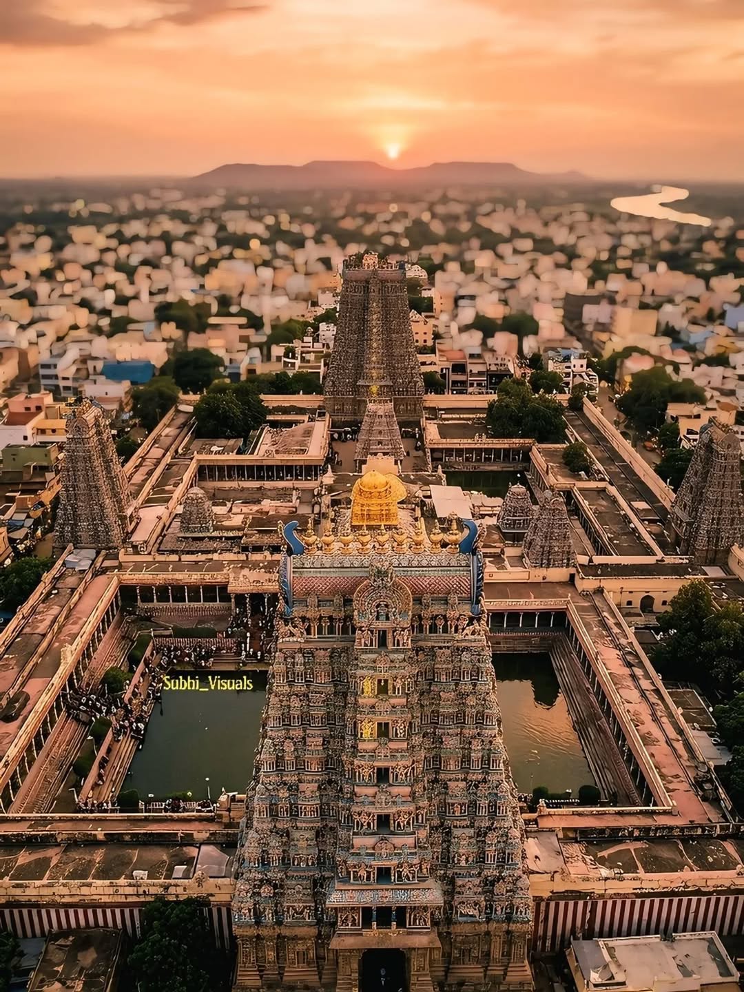 Meenakshi Amman Temple