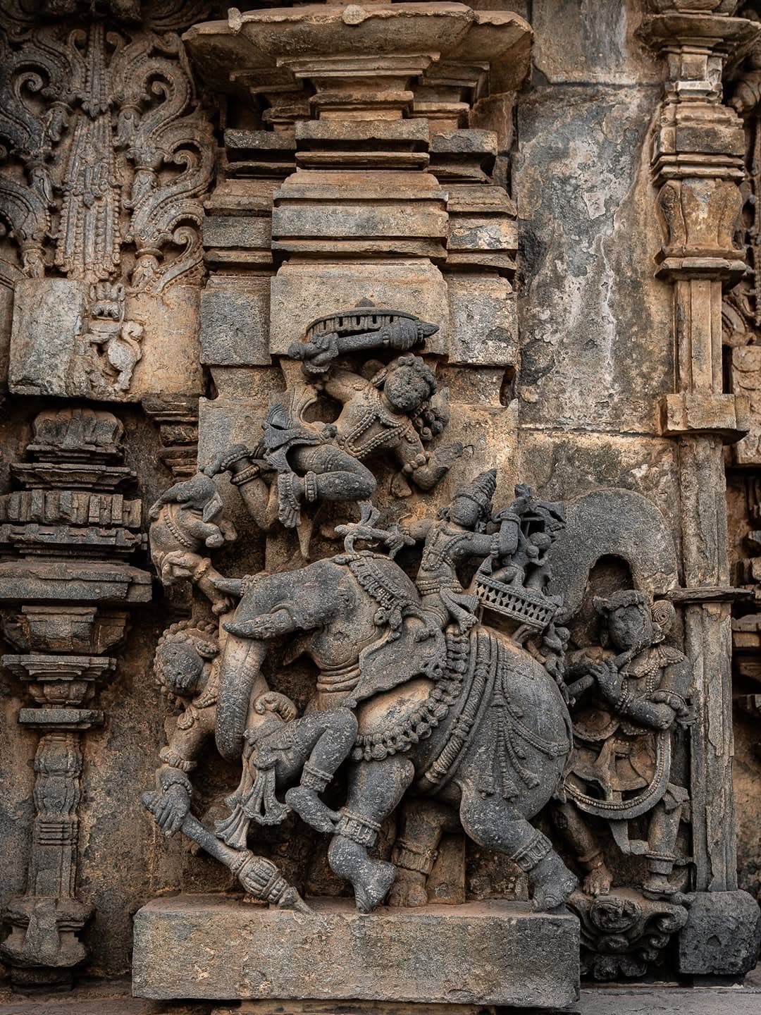 Bhagadatta on Supratika fighting Bhima
